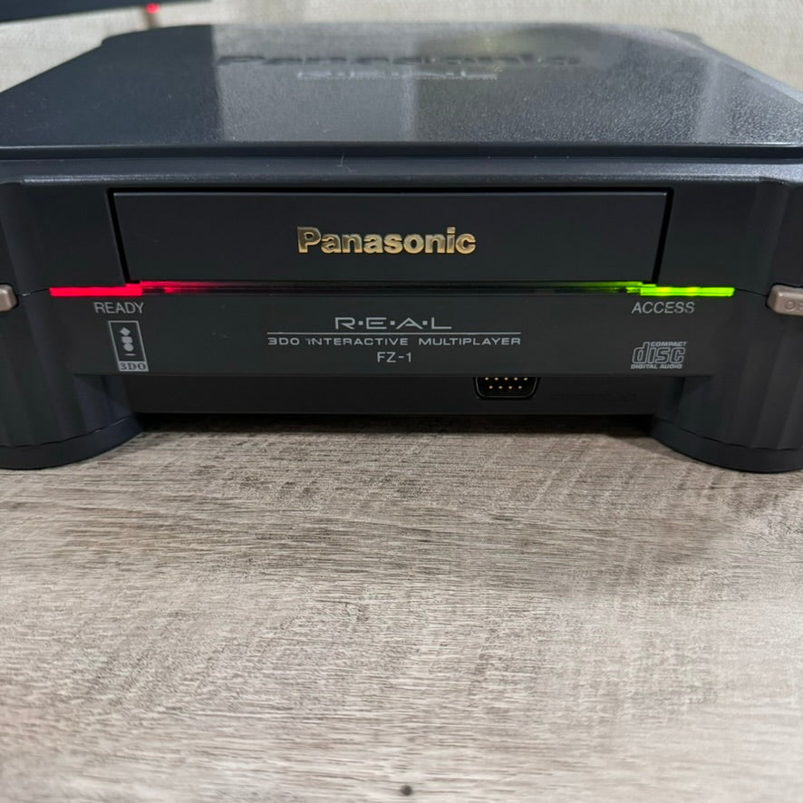 Panasonic 3DO REAL FZ-1 Console US NSTC w/ 2 Wireless DOCS Controllers CLEAN!