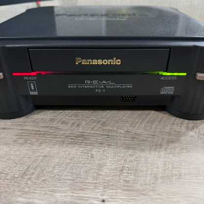 Panasonic 3DO REAL FZ-1 Console US NSTC w/ 2 Wireless DOCS Controllers CLEAN!